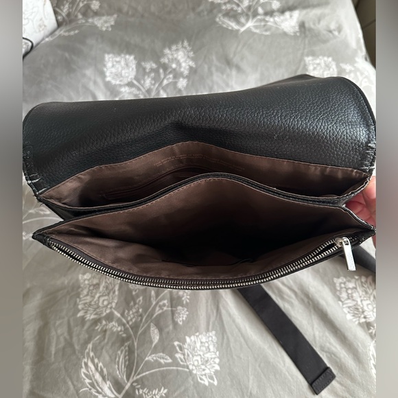 Matt & Nat backpack bag - Picture 3 of 3